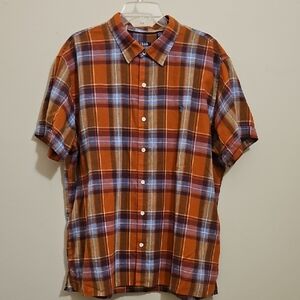 Izod Men's Multicolor Plaid Button Down Shirt